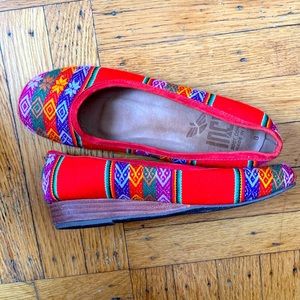 Gorgeous Embroidered Ballet Wedges Size 8